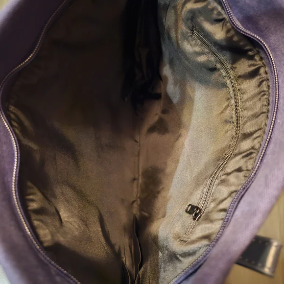 Yves Saint Laurent Navy and Gold Tote Bag GWP - Picture 4 of 5